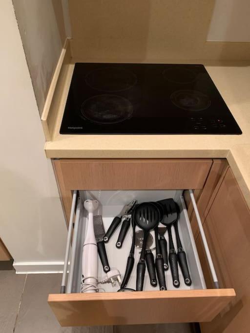 Stunning 2 Bed Flat! Centrally Located In London, Uk! Екстер'єр фото