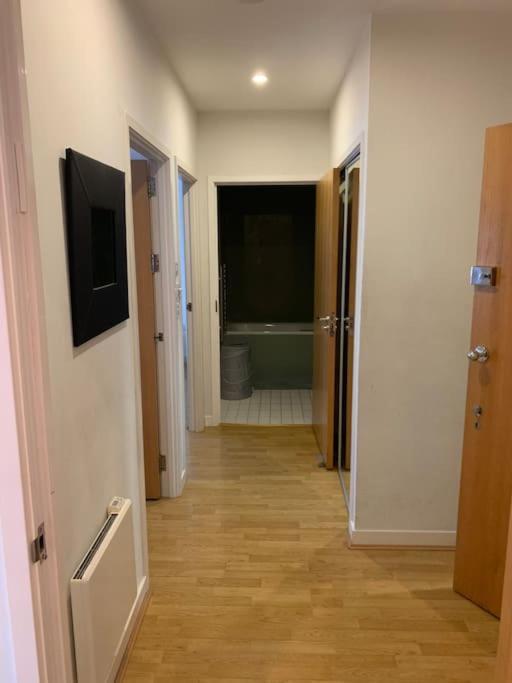 Stunning 2 Bed Flat! Centrally Located In London, Uk! Екстер'єр фото