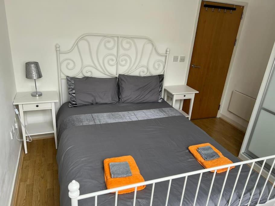 Stunning 2 Bed Flat! Centrally Located In London, Uk! Екстер'єр фото