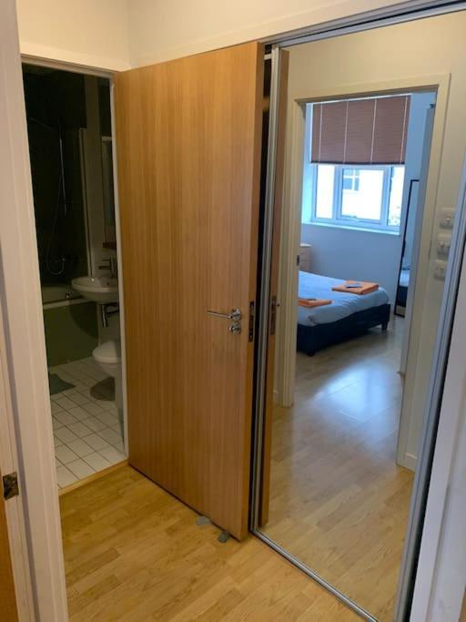 Stunning 2 Bed Flat! Centrally Located In London, Uk! Екстер'єр фото