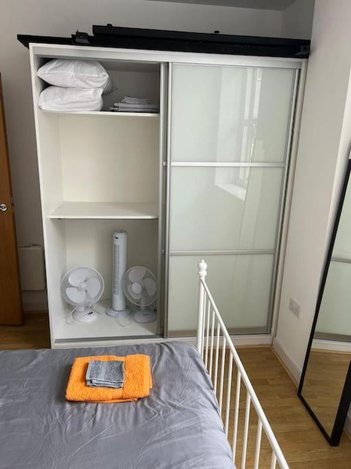 Stunning 2 Bed Flat! Centrally Located In London, Uk! Екстер'єр фото