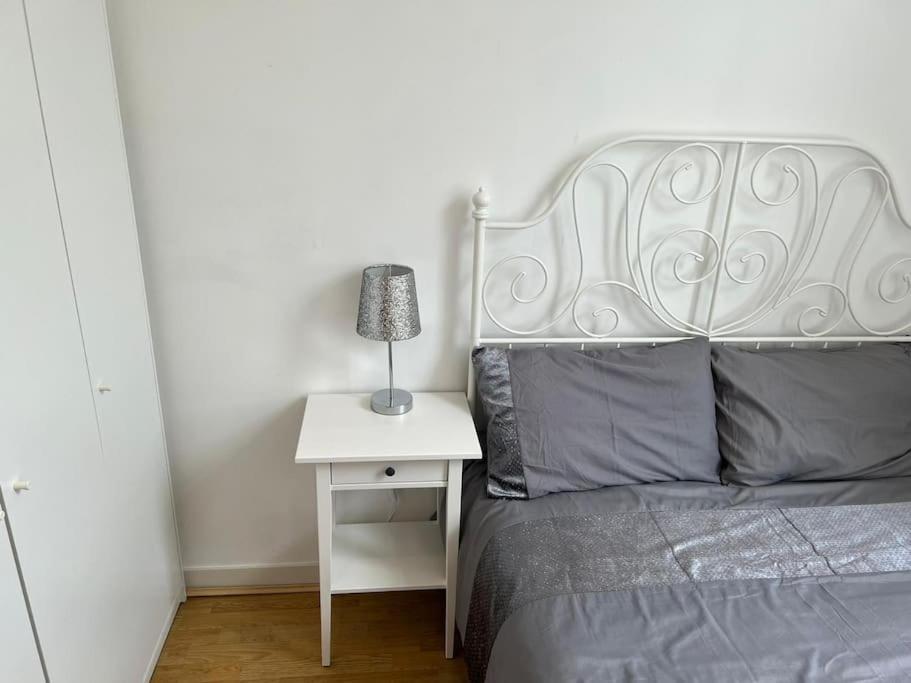 Stunning 2 Bed Flat! Centrally Located In London, Uk! Екстер'єр фото