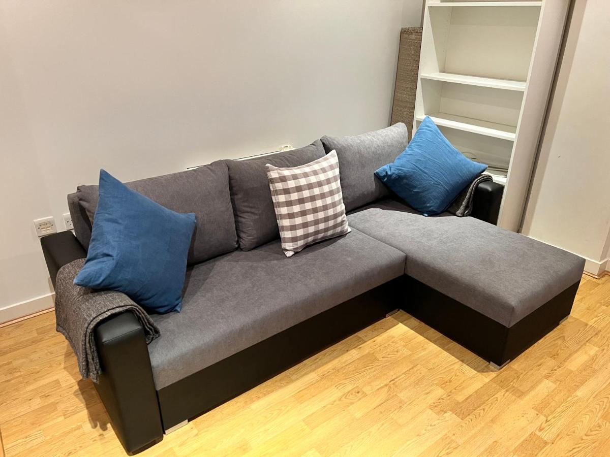 Stunning 2 Bed Flat! Centrally Located In London, Uk! Екстер'єр фото